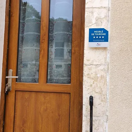Le Bacchus Villa Chablis Exterior photo
